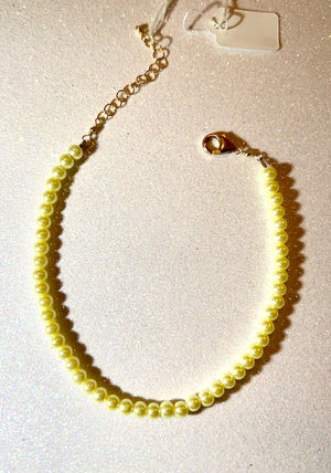 #518 yellow Pearl strung anklet