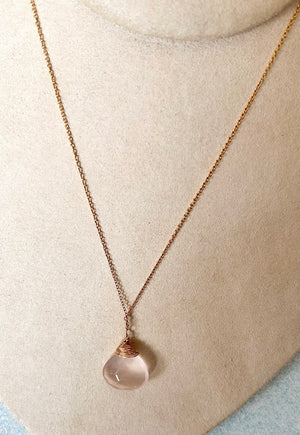#625 large rose, quartz, single drop 16” chain necklace