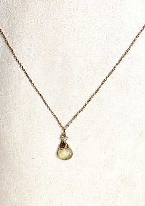 #372 yellow prenite single drop necklace