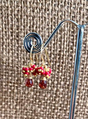 #122 garnet seed bead cluster earrings