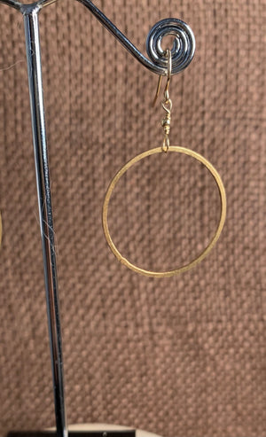 #113 gold hoop