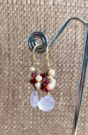 #118 pink chalcedony/rhodolite garnet/pearl earrings