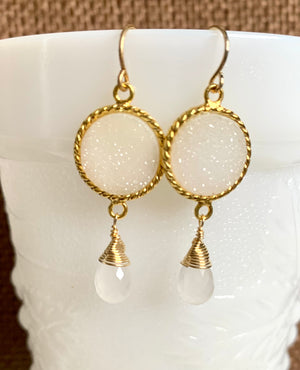 #460 milky crystal drops/round druzy earrings