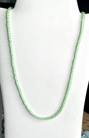 #195 mint green glass beads necklace